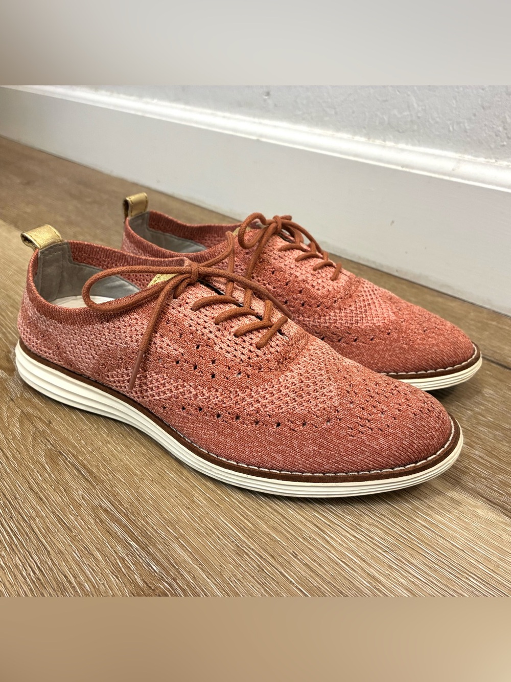 Cole Haan Grand OS Stitchlite Pink Wingtip Comfort Sneakers Women Shoes Size 6 B